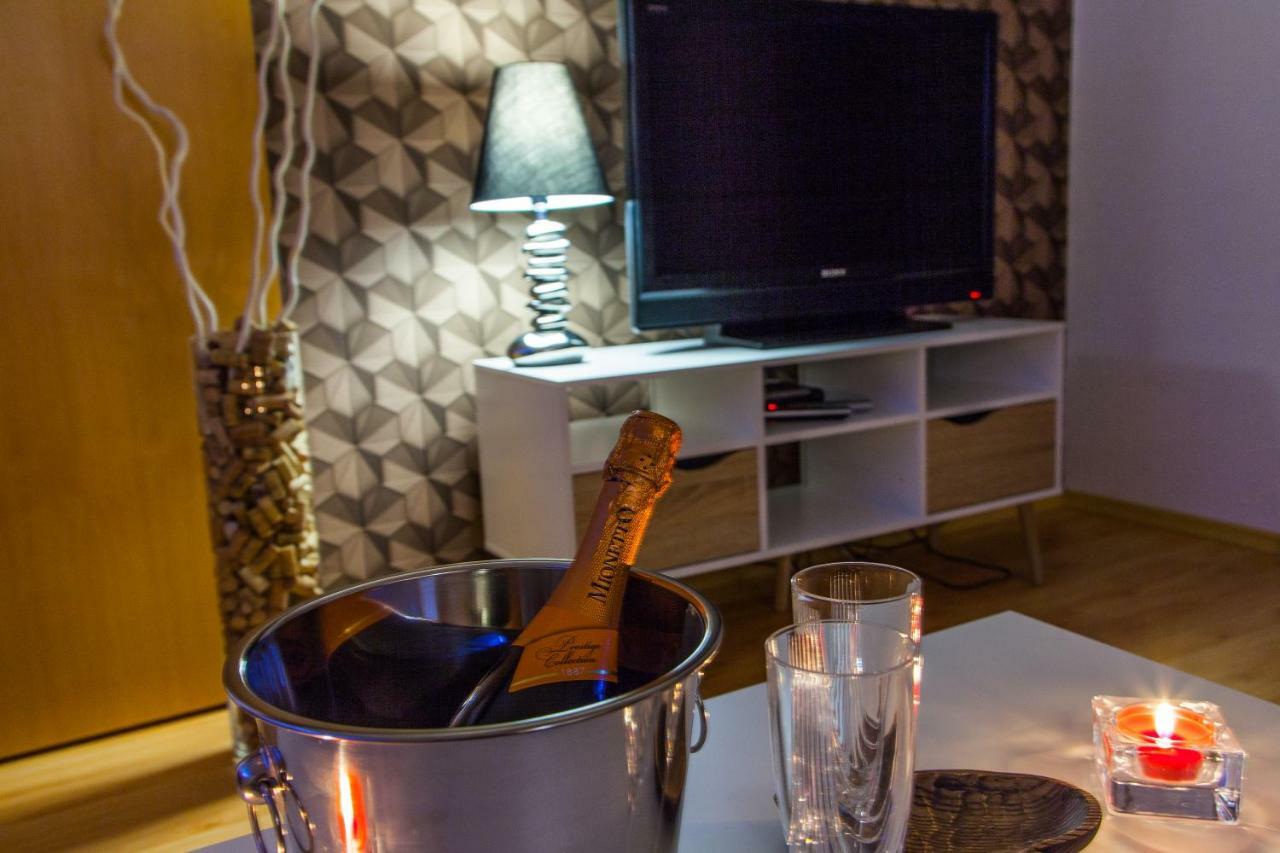Apartman Slavkov - Velky Slavkov Appartement Buitenkant foto